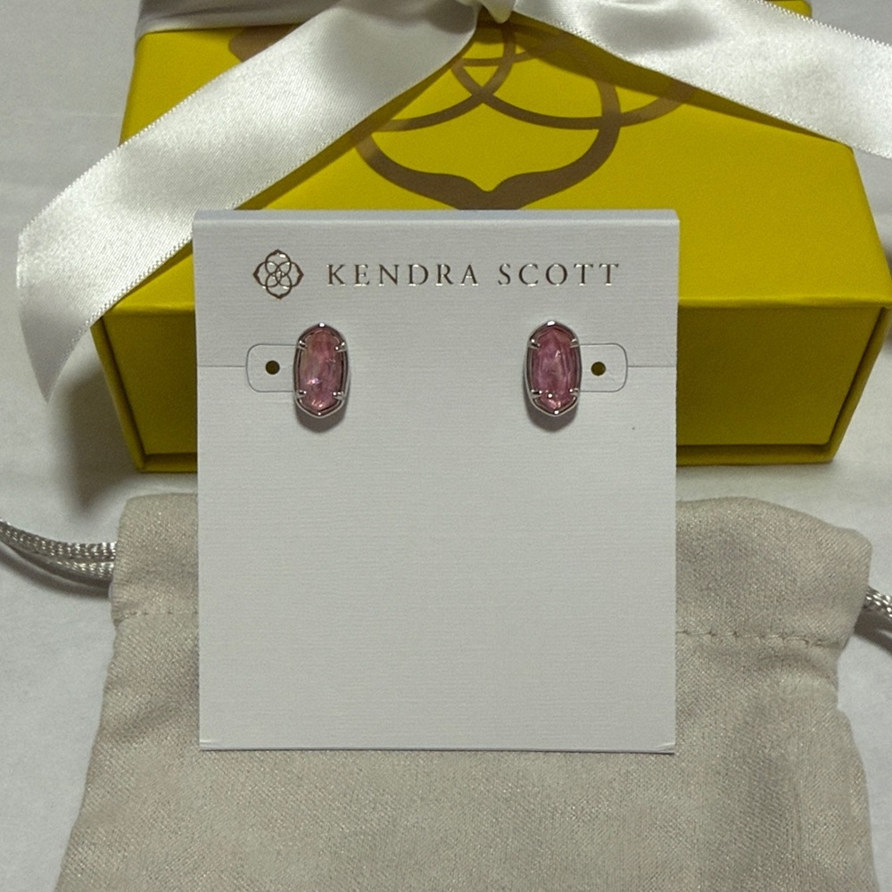 NWT Kendra Scott Grayson Silver Stud Earrings in Pink Iridescent Mother-of-Pearl - Picture 3 of 7